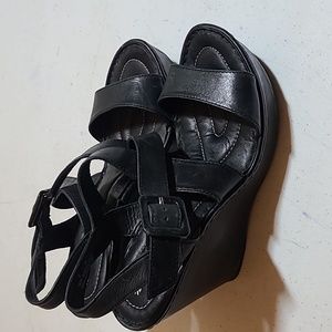 Born Crown Wedge Sandals